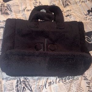 Black Sherpa Tote